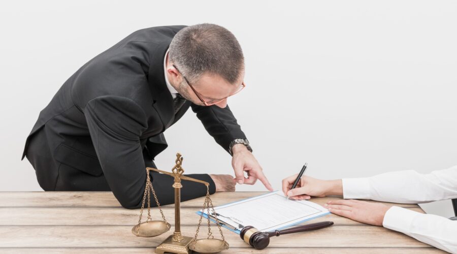 The Political Debate Over Federal AI Regulation and Its Legal Implications for Businesses in the United States - News and politics
